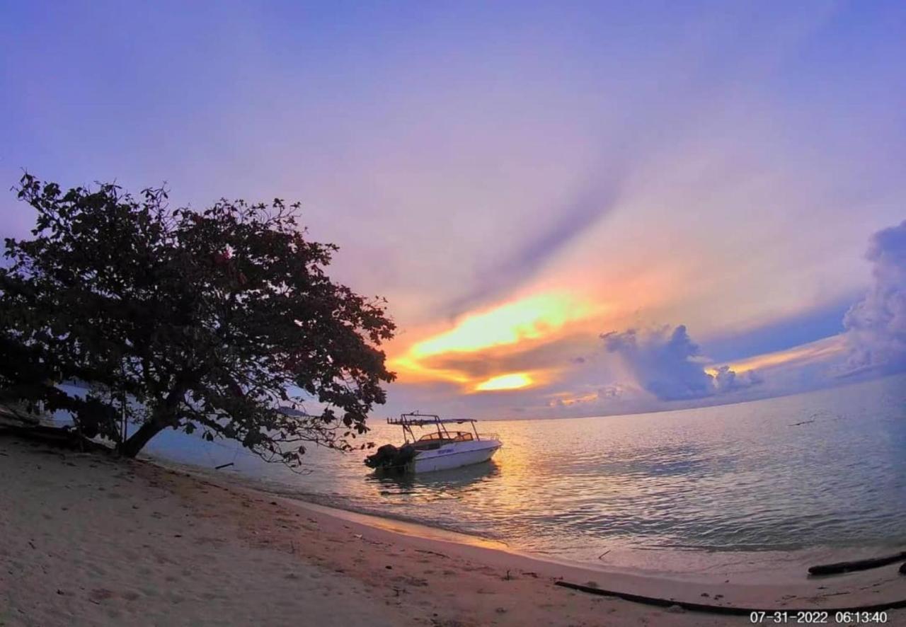 Santiri Island Resort Semporna Ngoại thất bức ảnh